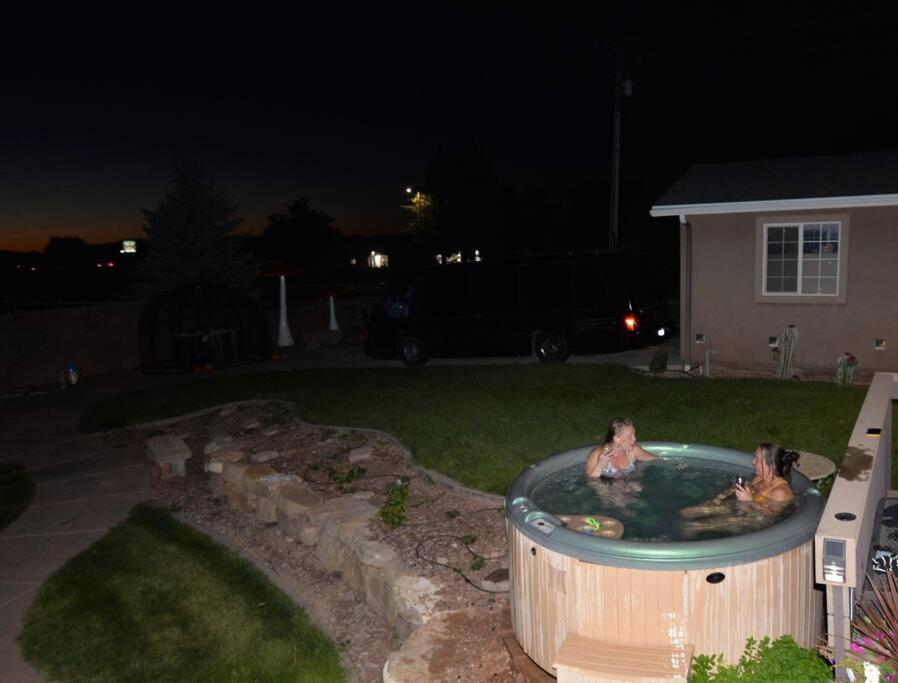 Tacit Shadow Resort Paradise Deluxe Suite, Gym, Coffee Bar, Hot-Tub, Free Laundry, Food Available Parowan Exteriör bild