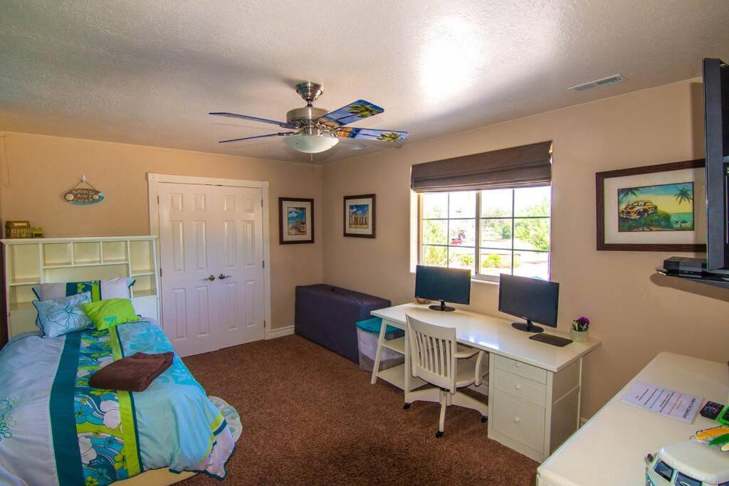 Tacit Shadow Resort Paradise Deluxe Suite, Gym, Coffee Bar, Hot-Tub, Free Laundry, Food Available Parowan Exteriör bild